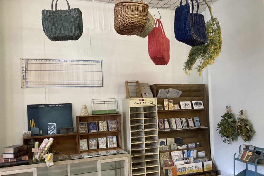 ヒュッテ海商通り店