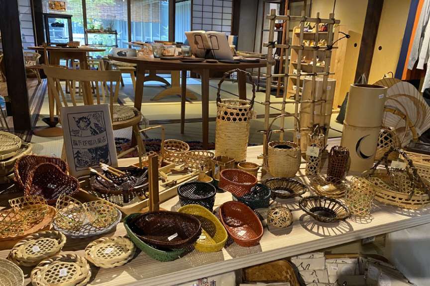 今だけ、竹かご製品扱っています。