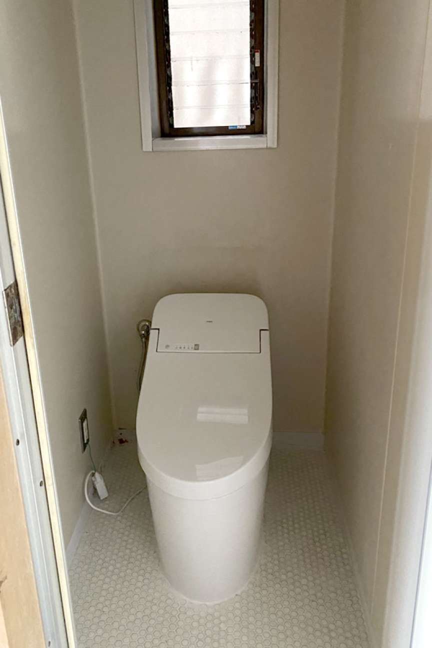 トイレもリフォーム済みです。