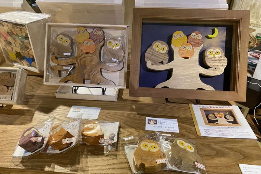 守重シゲ子さんの組み木展示始まります!関連画像