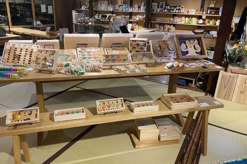守重シゲ子さんの組み木展示始まります!関連画像